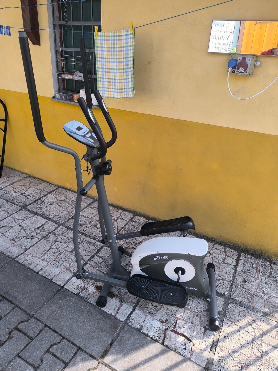 eliptický trenažér