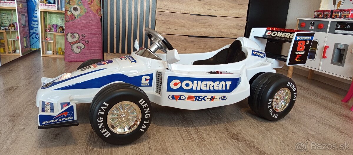 Elektrické autíčko