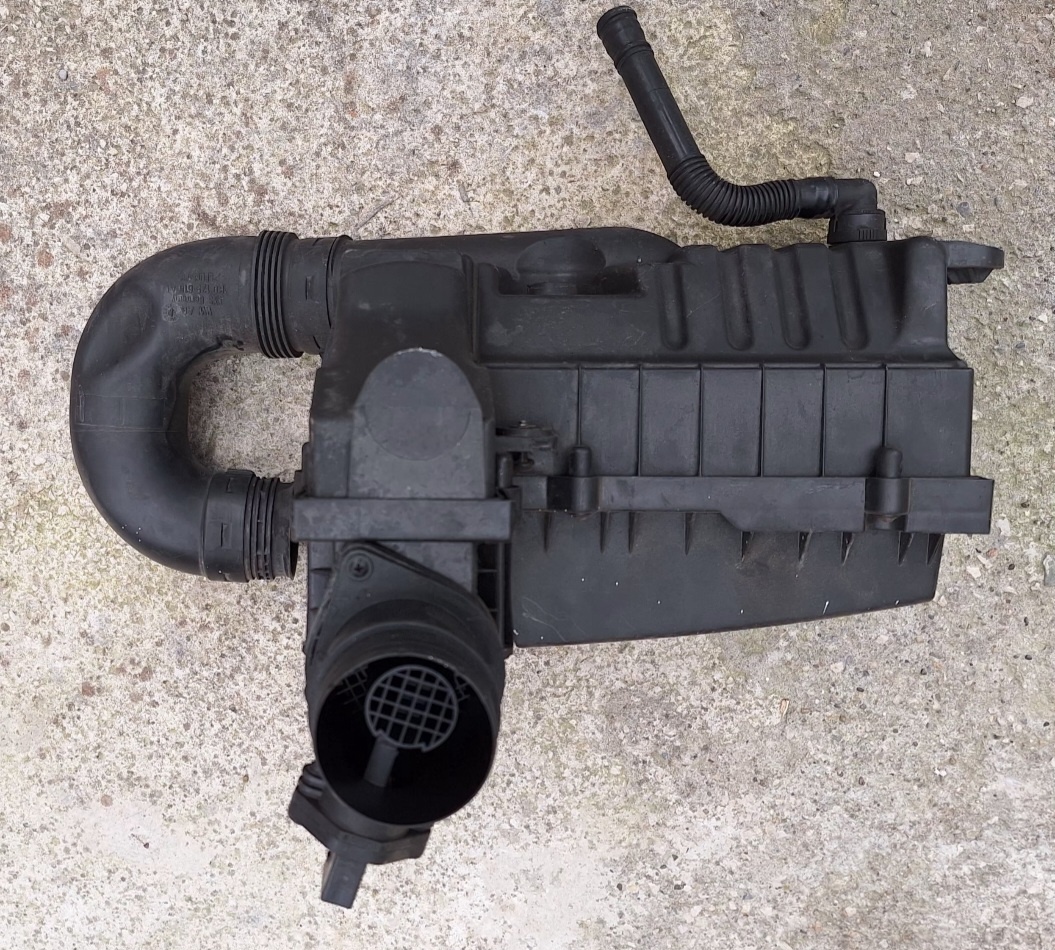 Vzduchovy filter ,obal skoda octavia2