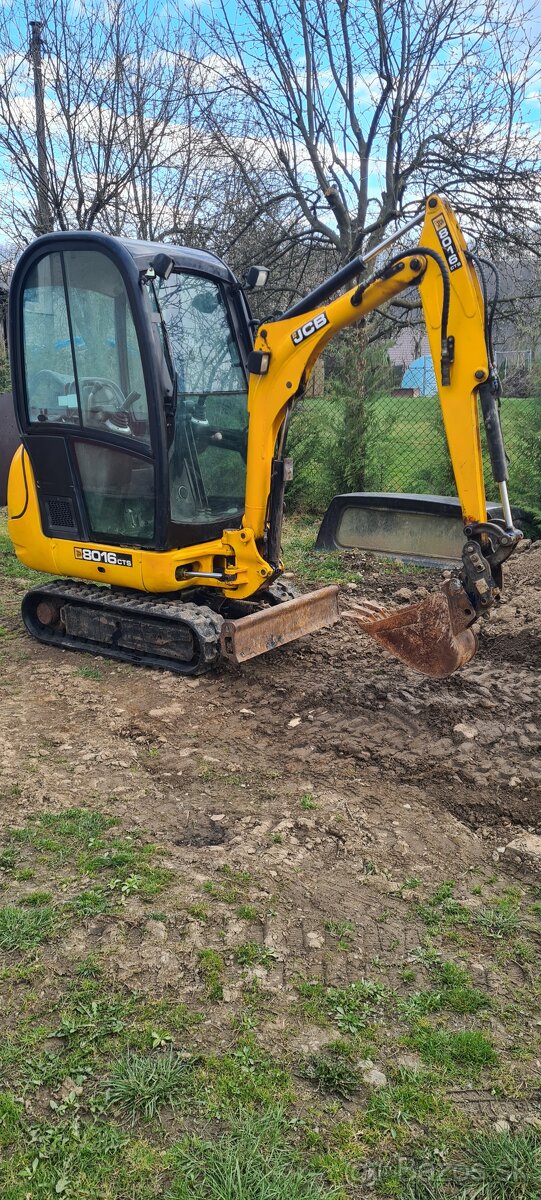 Minibager JCB 8016