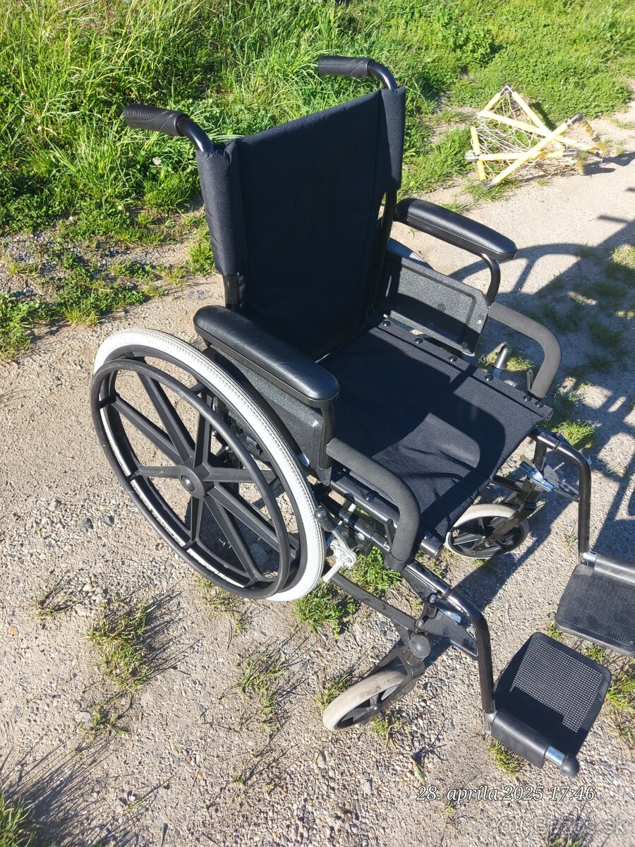 Invalidný vozík