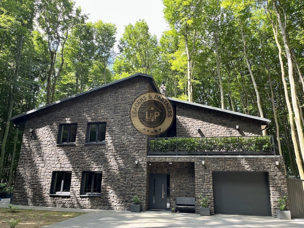 Na predaj luxusná vila rekreačnej oblasti Modra Piesok