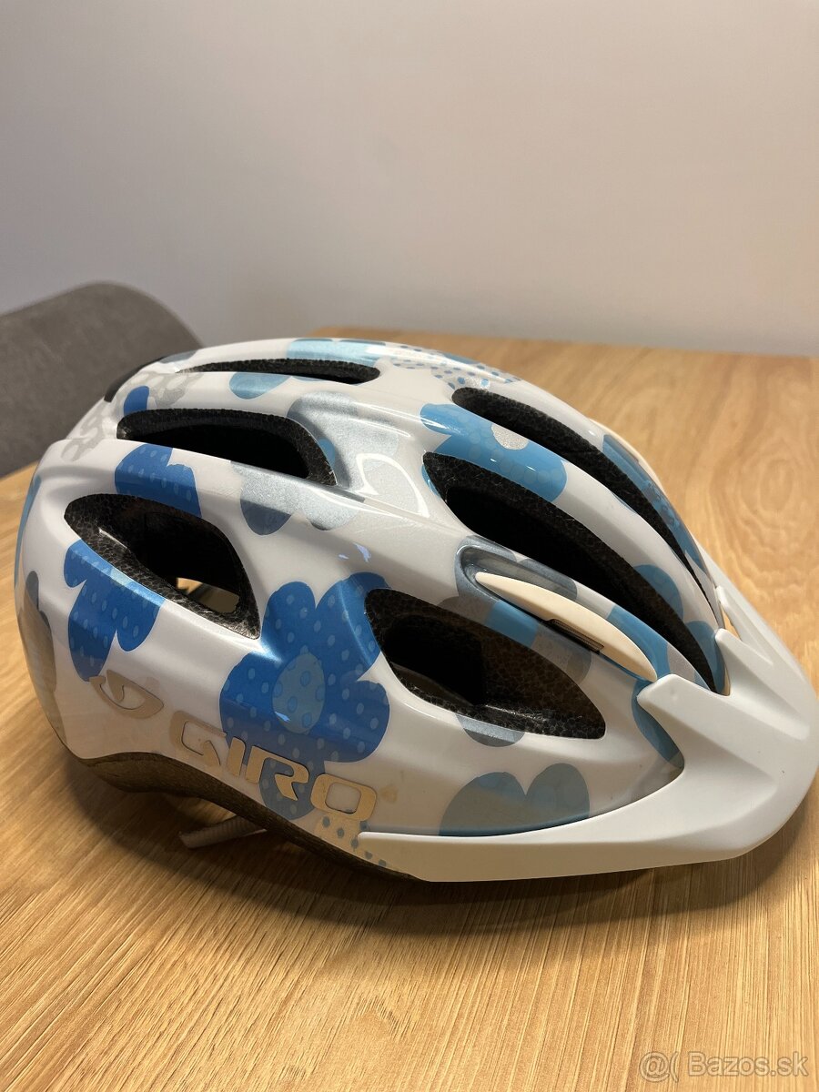 Predám detskú prilbu na bicykel Giro Flurry, bielo=modrá