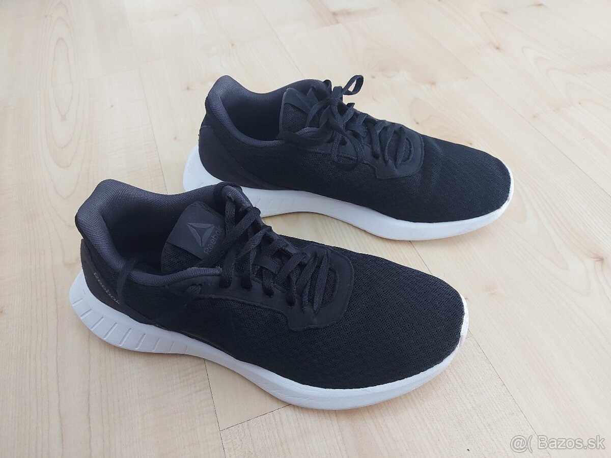 Čierne tenisky Reebok č.40