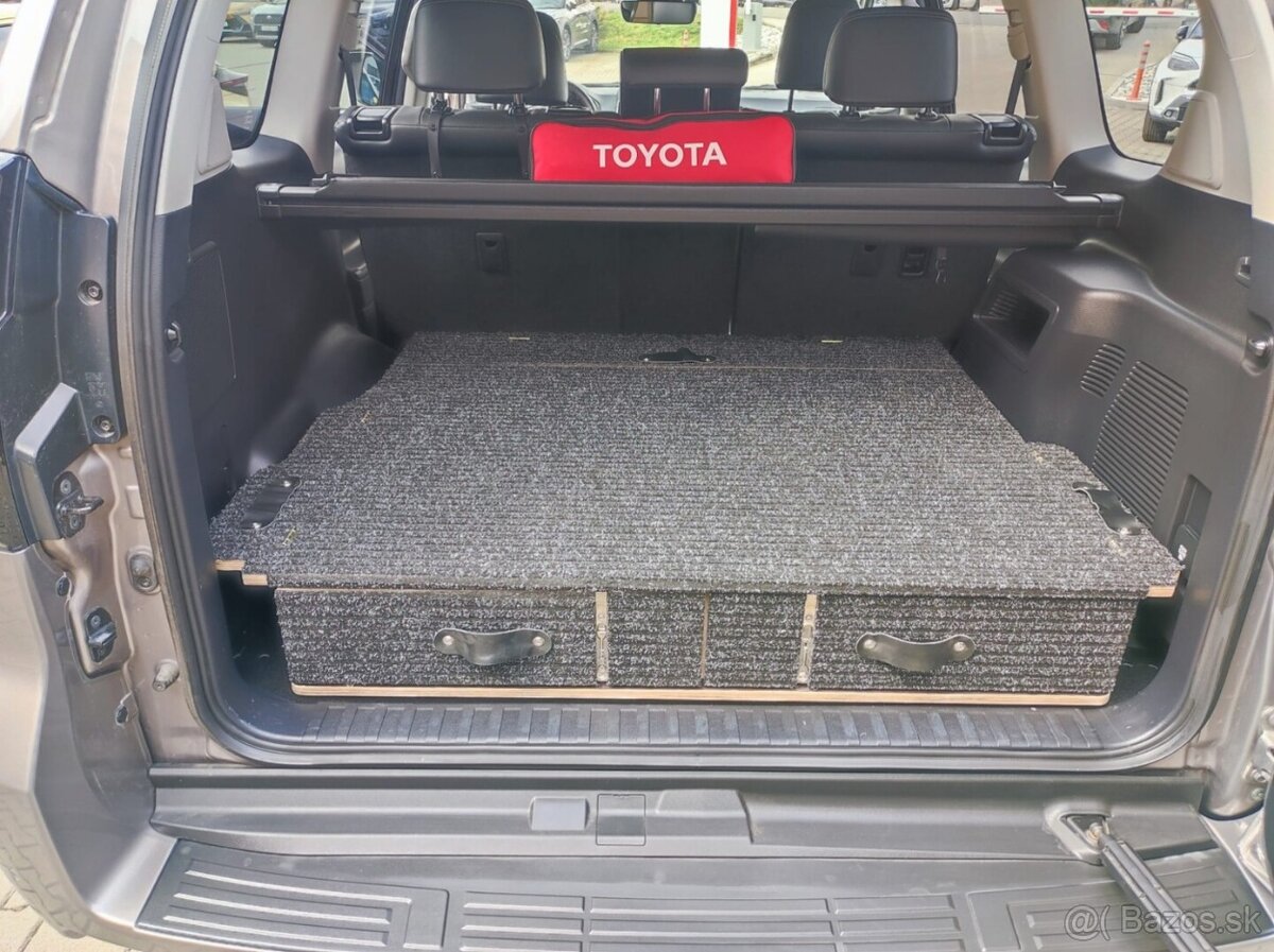 Sufliky do kufra pre Toyota Land Cruiser 150