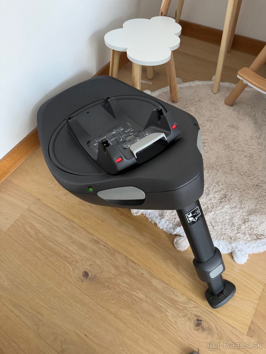 Cybex Base G