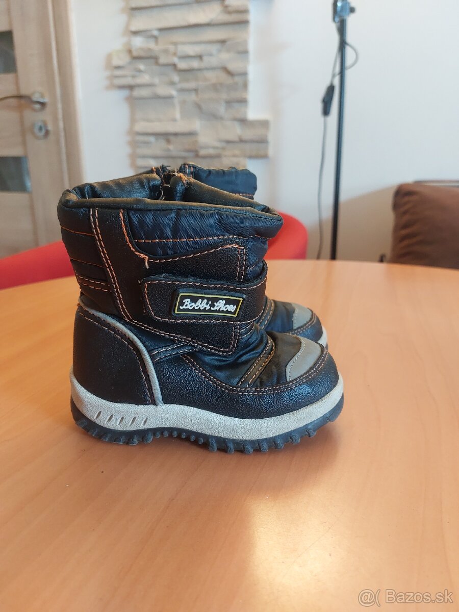 Detske zimne cizmy na zips velkost 22