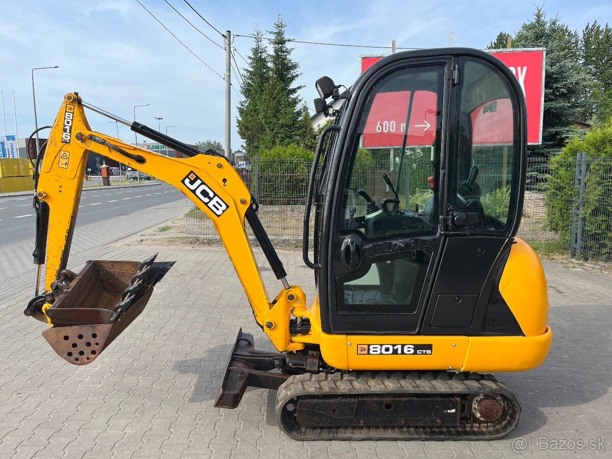 Minibager minirypadlo JCB 8016 CTS Cat Bobcat Volvo Kubota