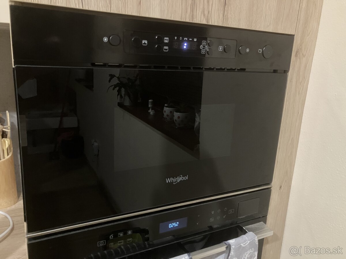 Predám zabudovateľnú mikrovlnnú rúru WHIRLPOOL AMW 439/NB