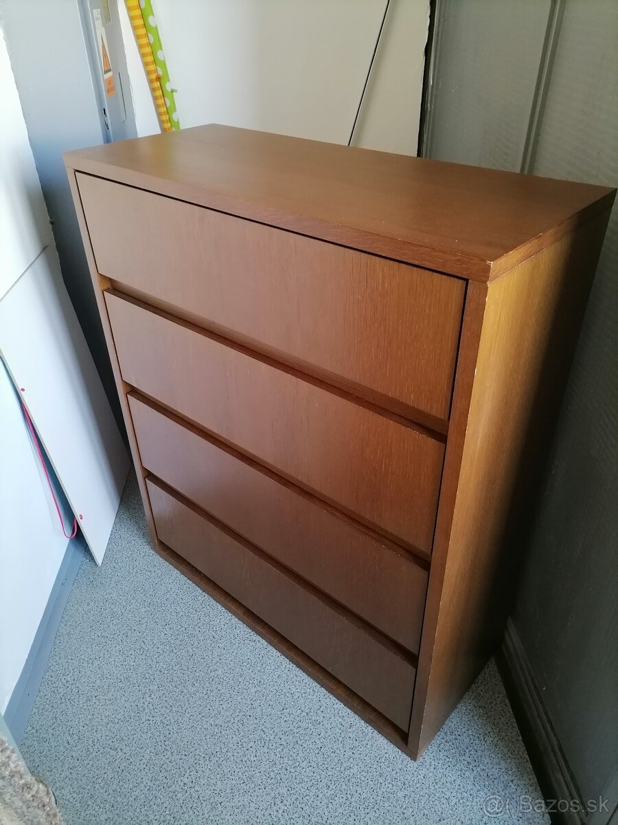Komoda MDF kvalitna na mieru