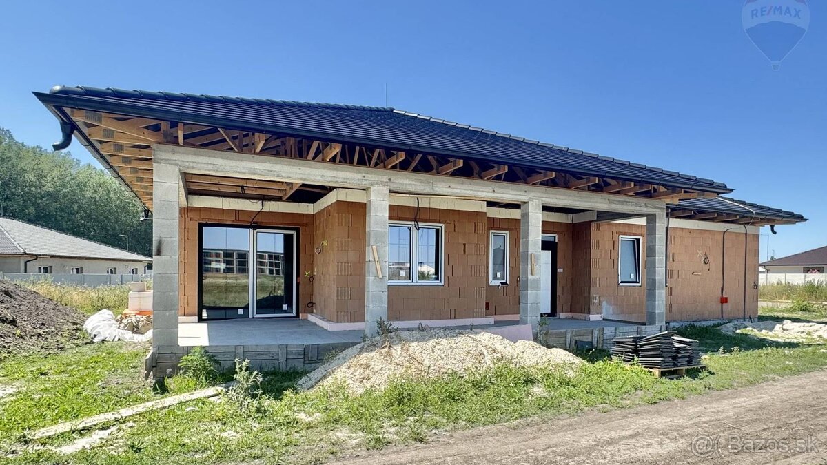 Predaj rodinného domu v Dunajskej Strede, 4 izby, pozemok 60
