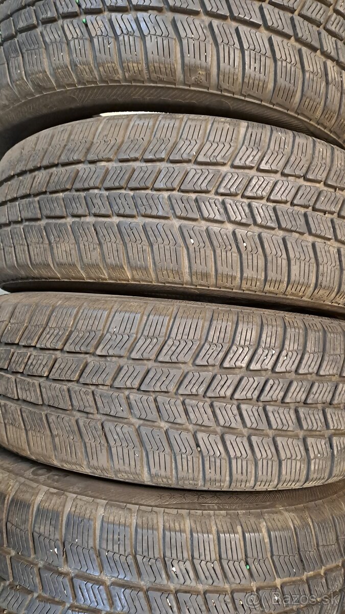 Predám 4ks jazdené zimné 185/60r15-88T Barum