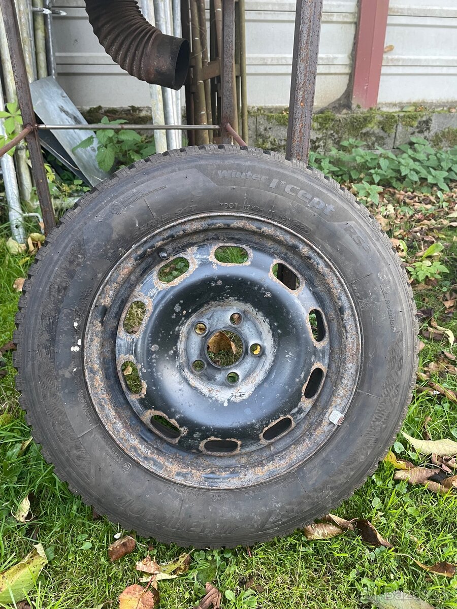 Zimné gumy 195/65 R15