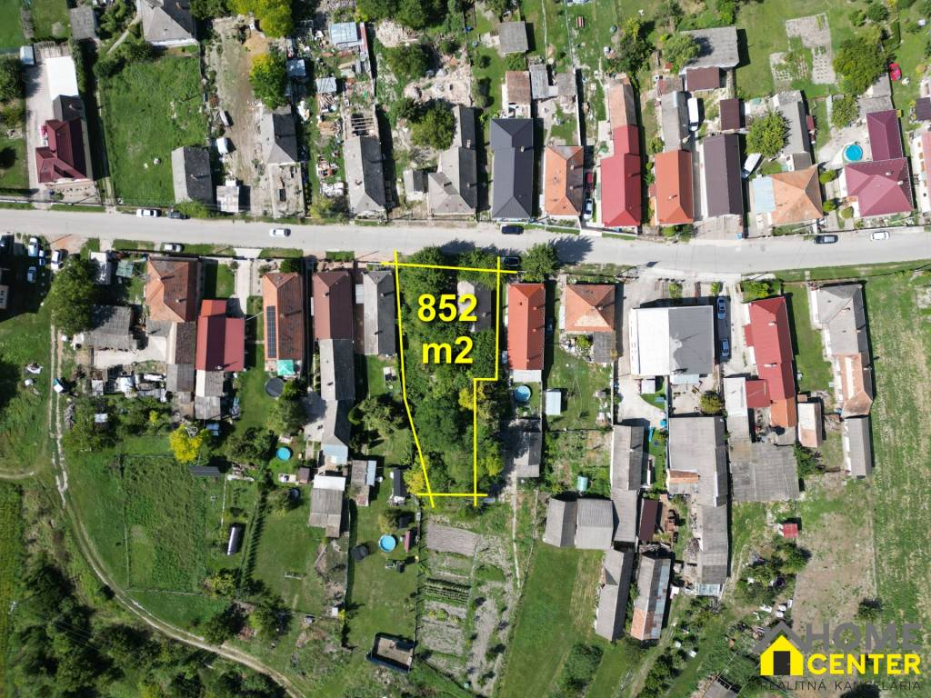 NA PREDAJ STARÝ RODINNÝ DOM NA POZEMKU S ROZLOHOU 852 m2, HO