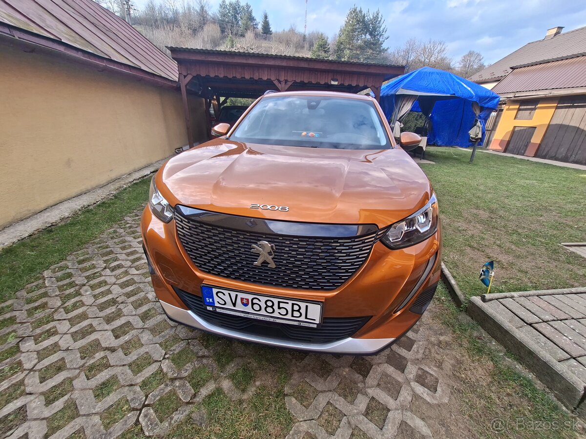 Predám Peugeot 2008 1.2 Allure, r.v 2020,