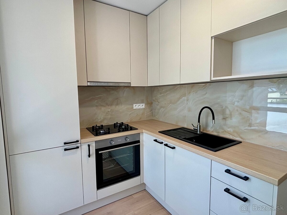 Na predaj 2i byt 50m2 + 4m2 lodžia, kompletná rekonštrukcia