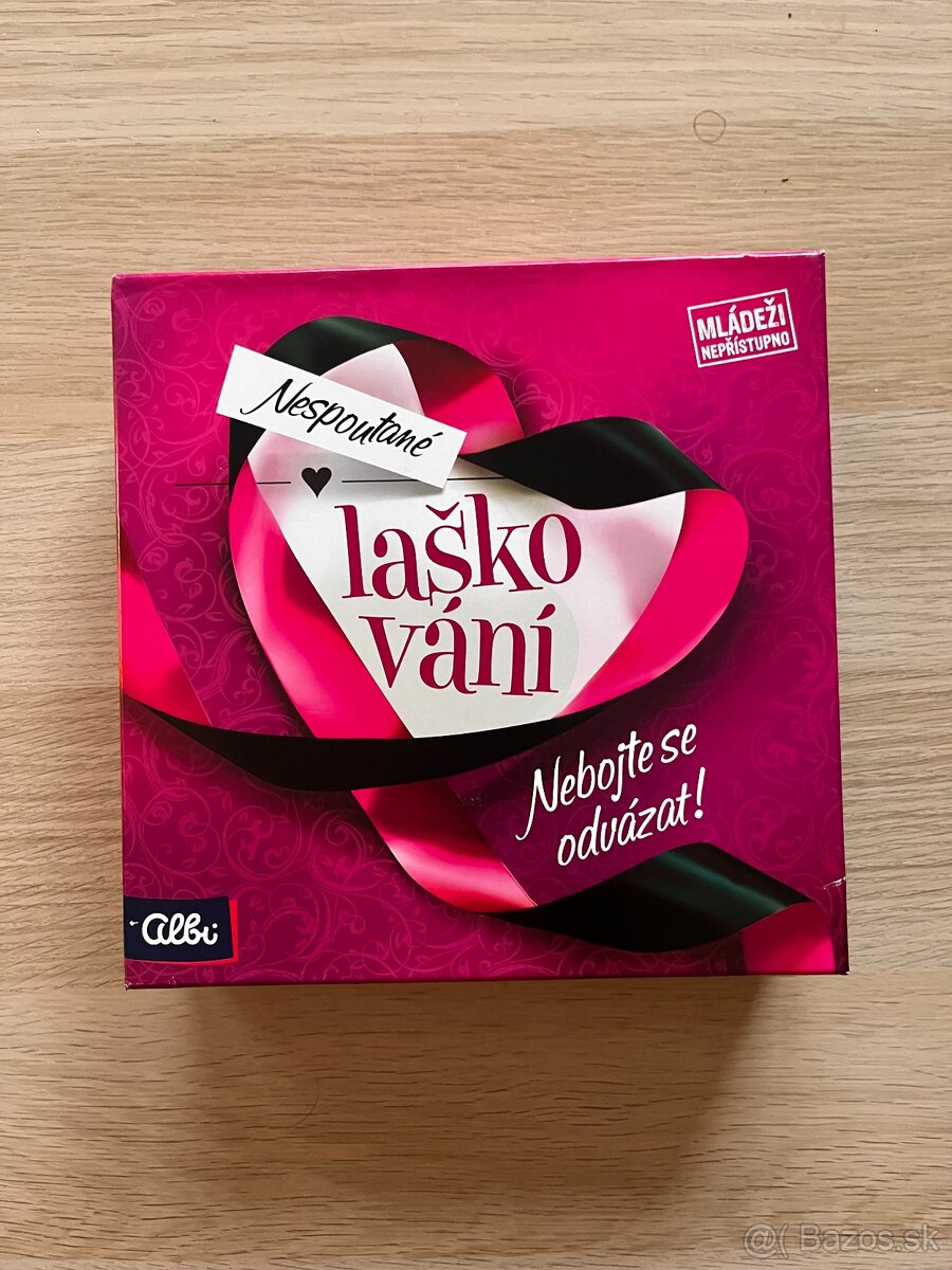 Spolocenska hra Nespoutane laskovani