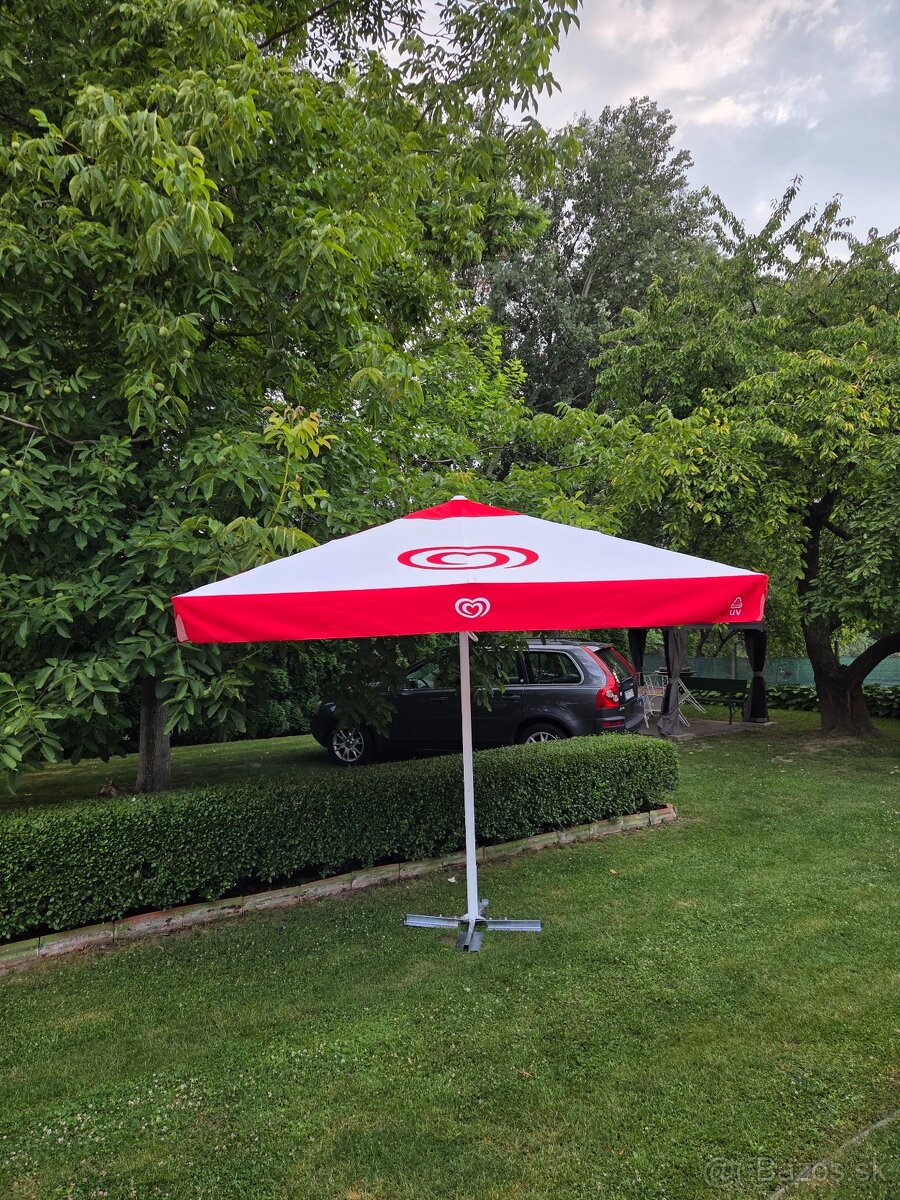 Slnecnik 3x3m s podstavcom
