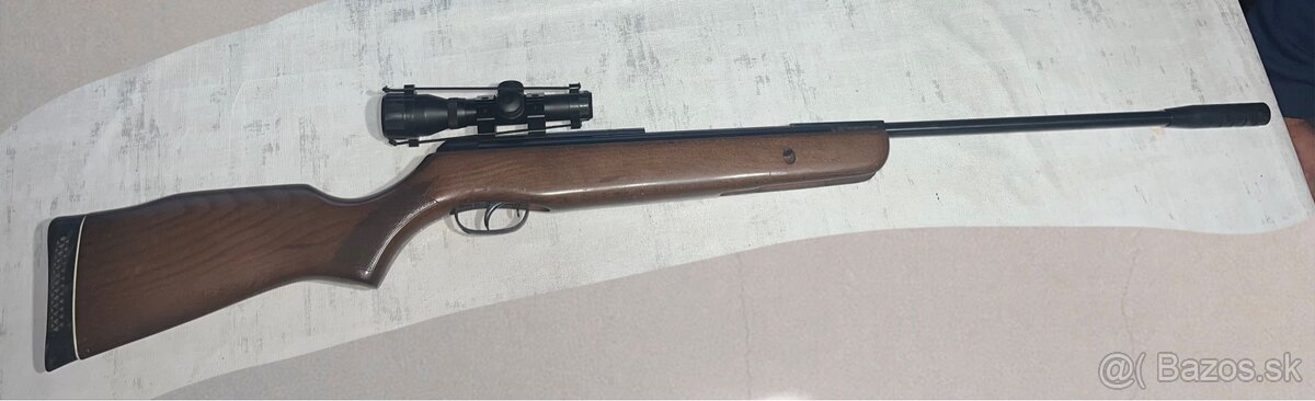 Vzduchovka Hunter 890 Cal. 4.5