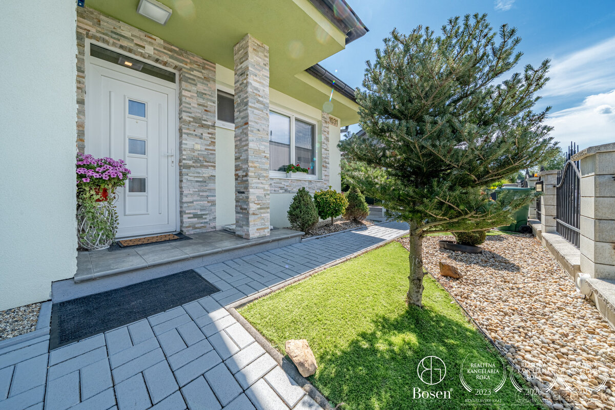 BOSEN| Prízemný rodinný dom Malacky - Píniová Alej