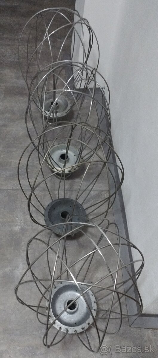 Ponúkam Veľké Metly Alba Čítaj Popis