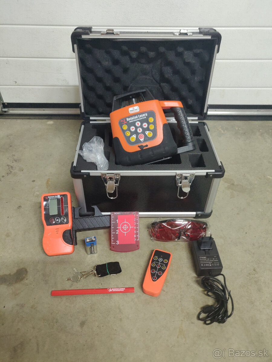 Rotacny laser (nivelak) - ako novy - repas