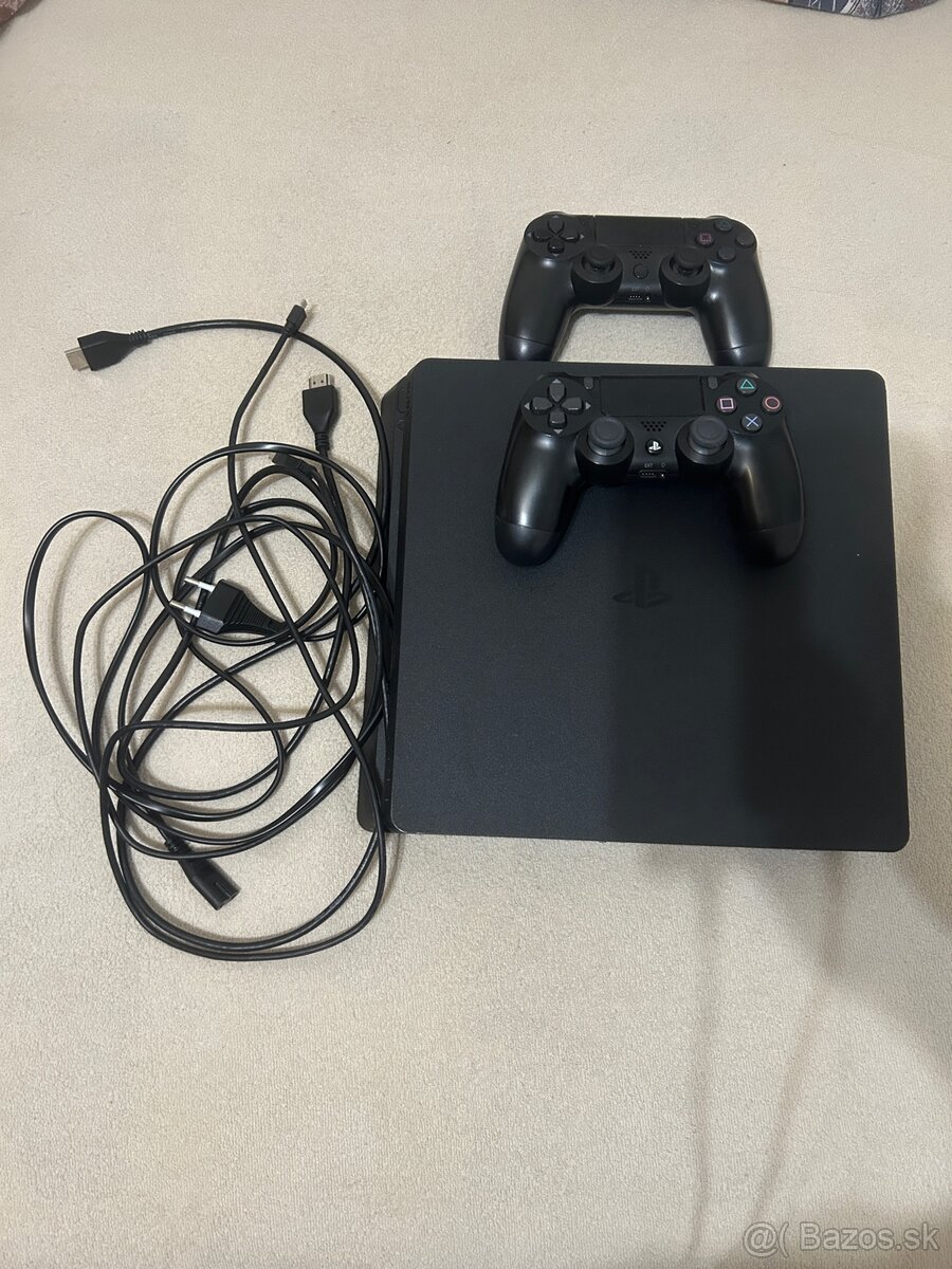 Playstation 4 ,500gb ,2 ovládač