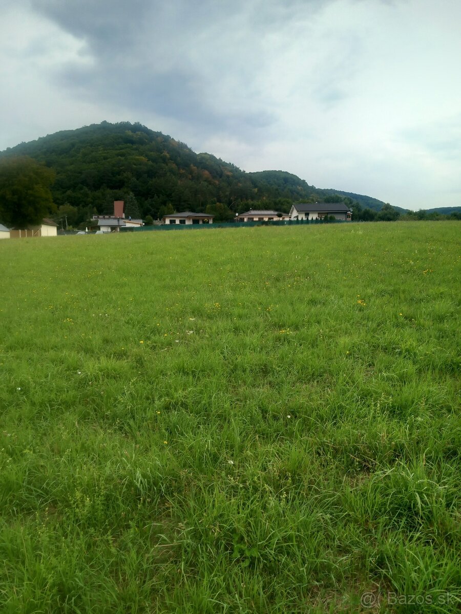 Pozemok Hronská Dúbrava