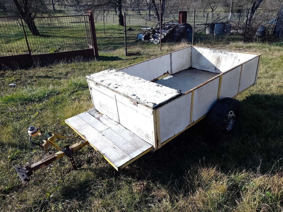 Vlečka za malotraktor