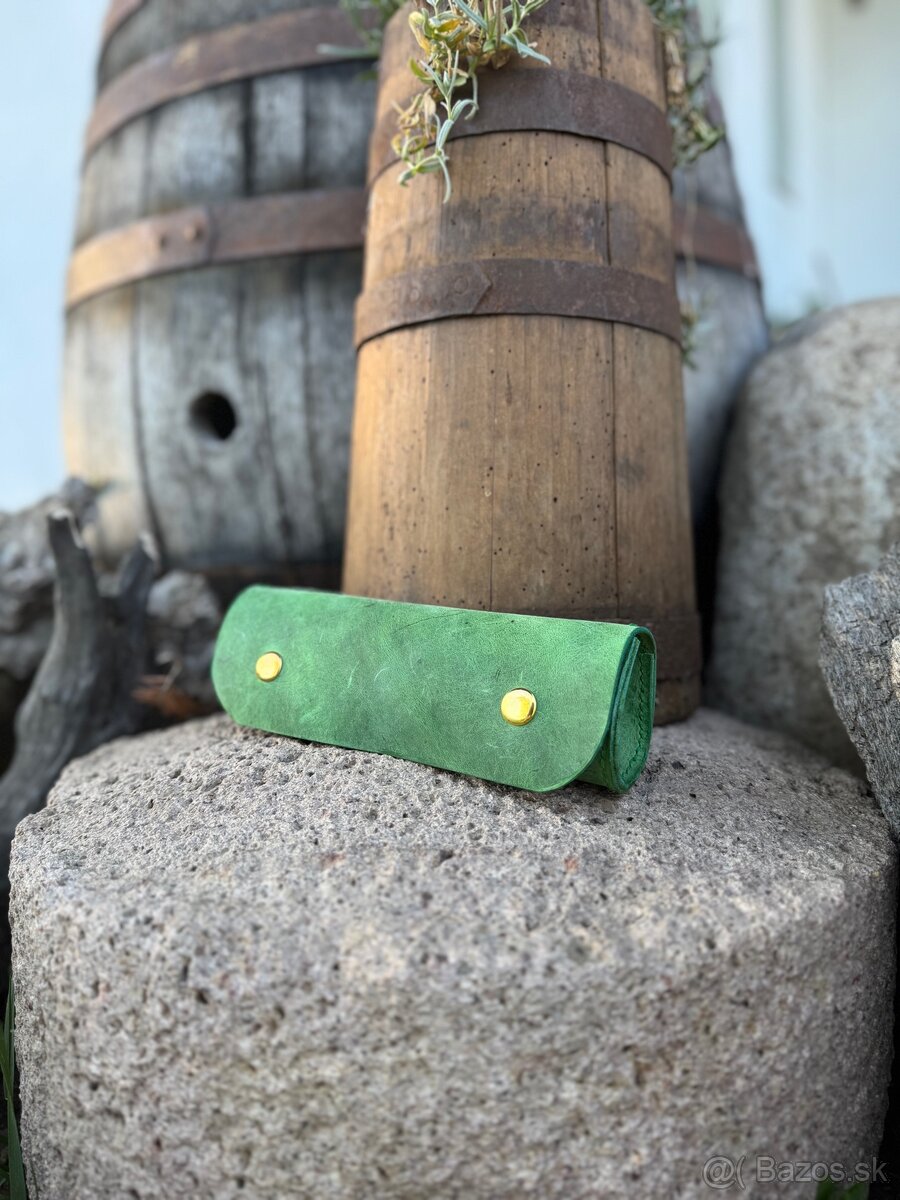 Handmade peračník z pravej kože