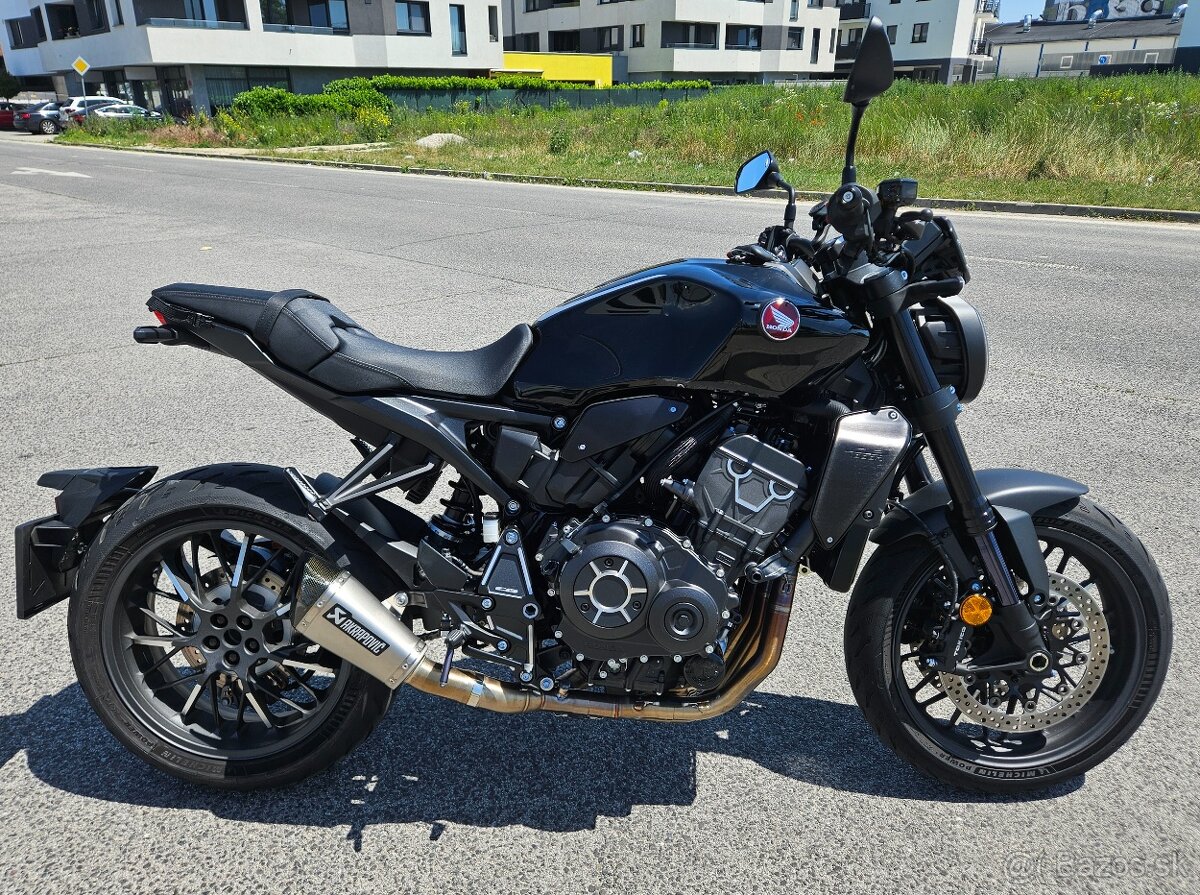Honda CB1000R Black Edition