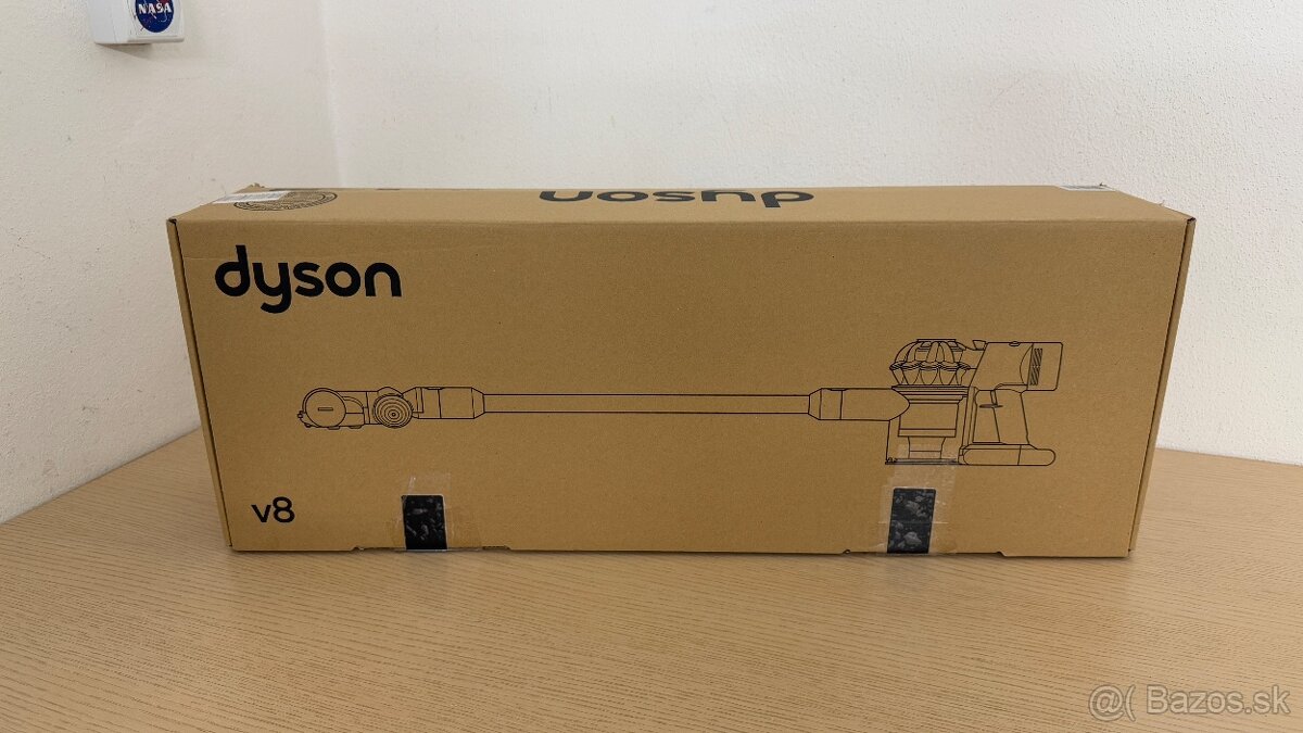 Dyson V8 Origin