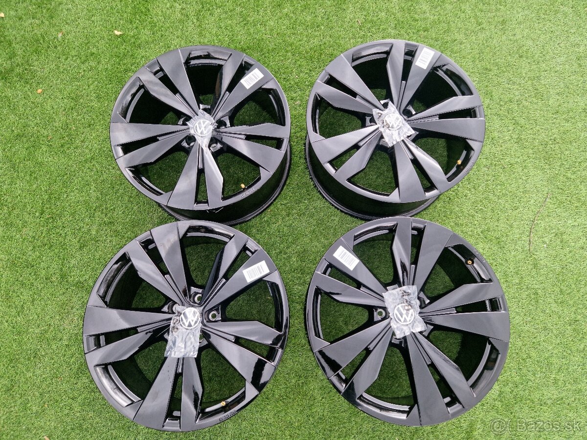 Alu disky Volkswagen R20 5x112 čierne
