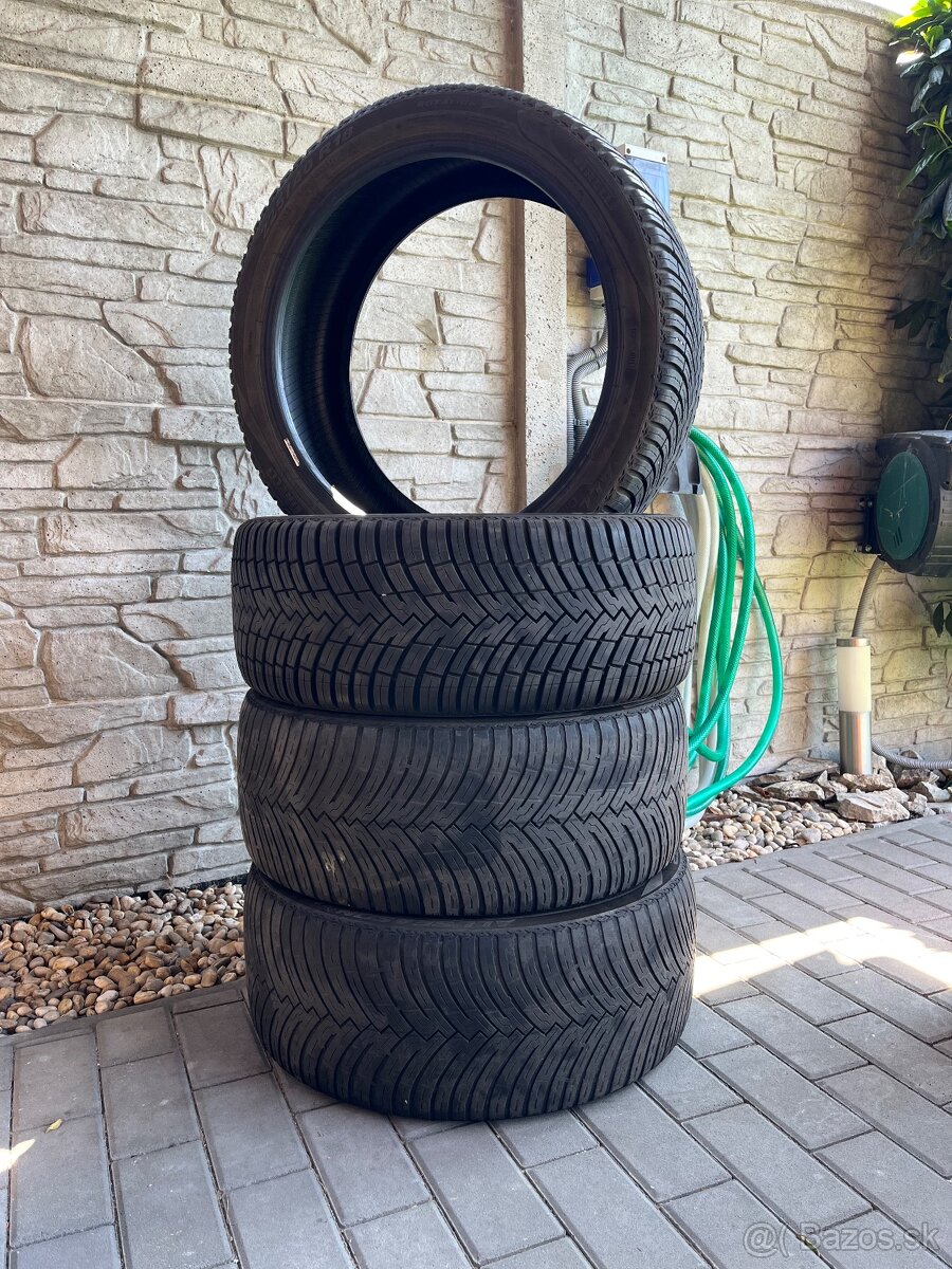 Pirelli Cinturato All Season SF2 225/40 R18 92Y