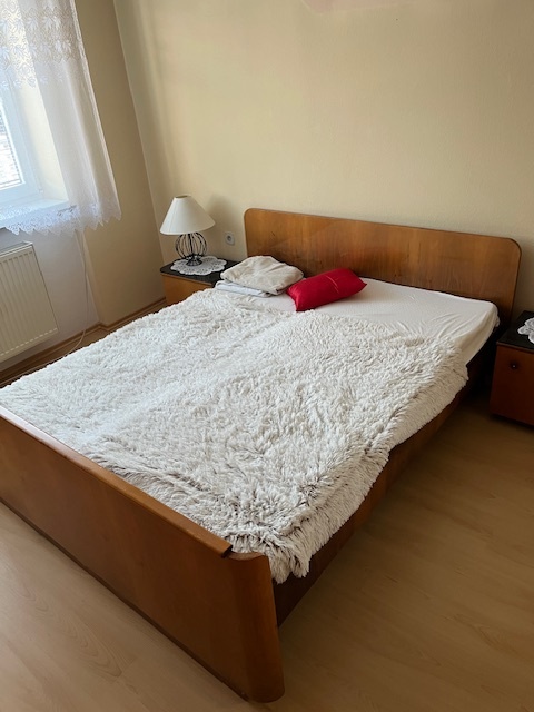 Darujem posteľ