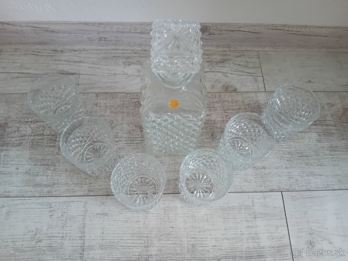 Whiskey sada fľaša a 6 pohárov