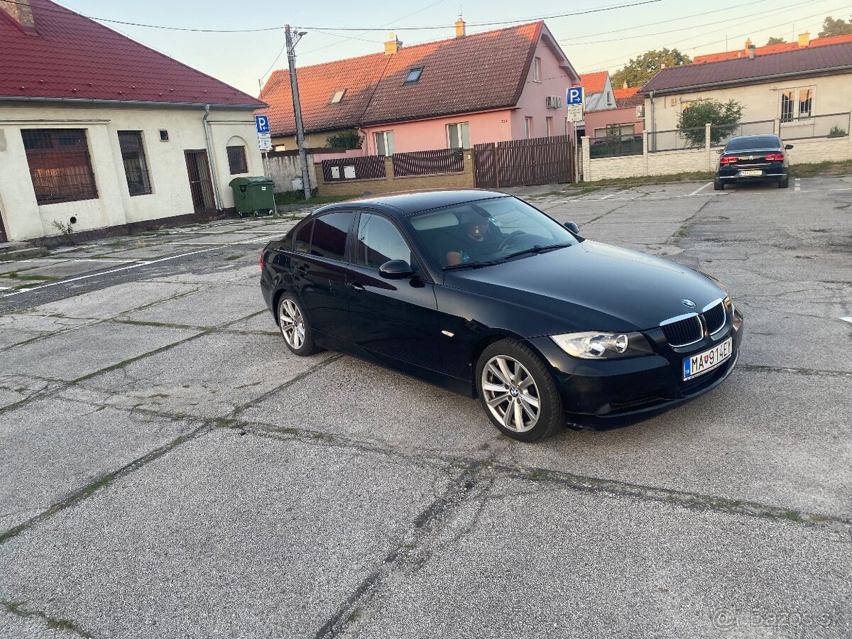 BMW 320 e90