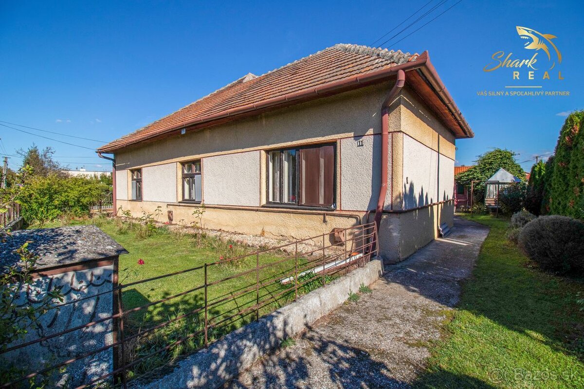 Na predaj 6-izbový rodinný dom s veľkým pozemkom v Komjatici