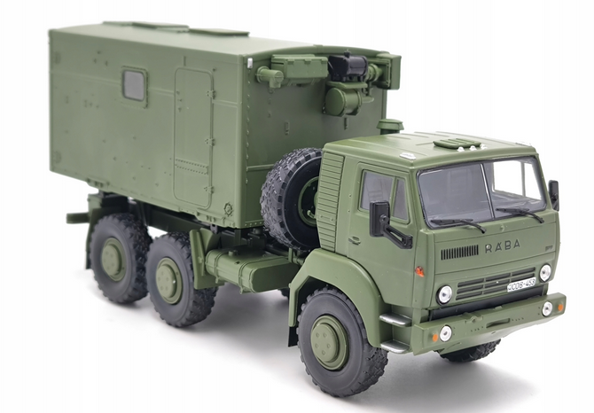 Raba H18. 1:43 kabina z Kamazu