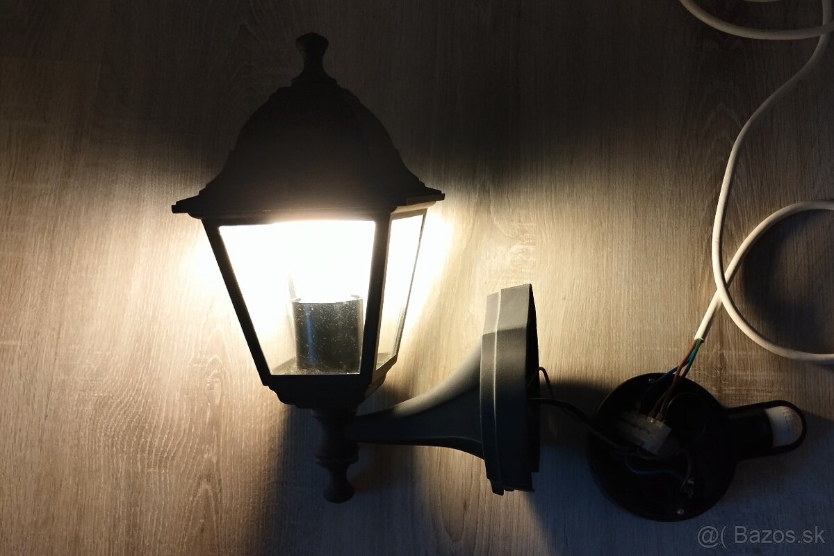 Nástenné svietidlo 2 (problémový senzor)