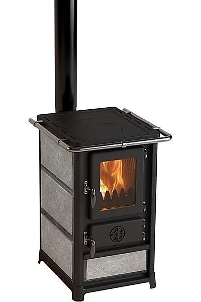 Liatinové krbové kachle s aku. obkladom a varnou platňou