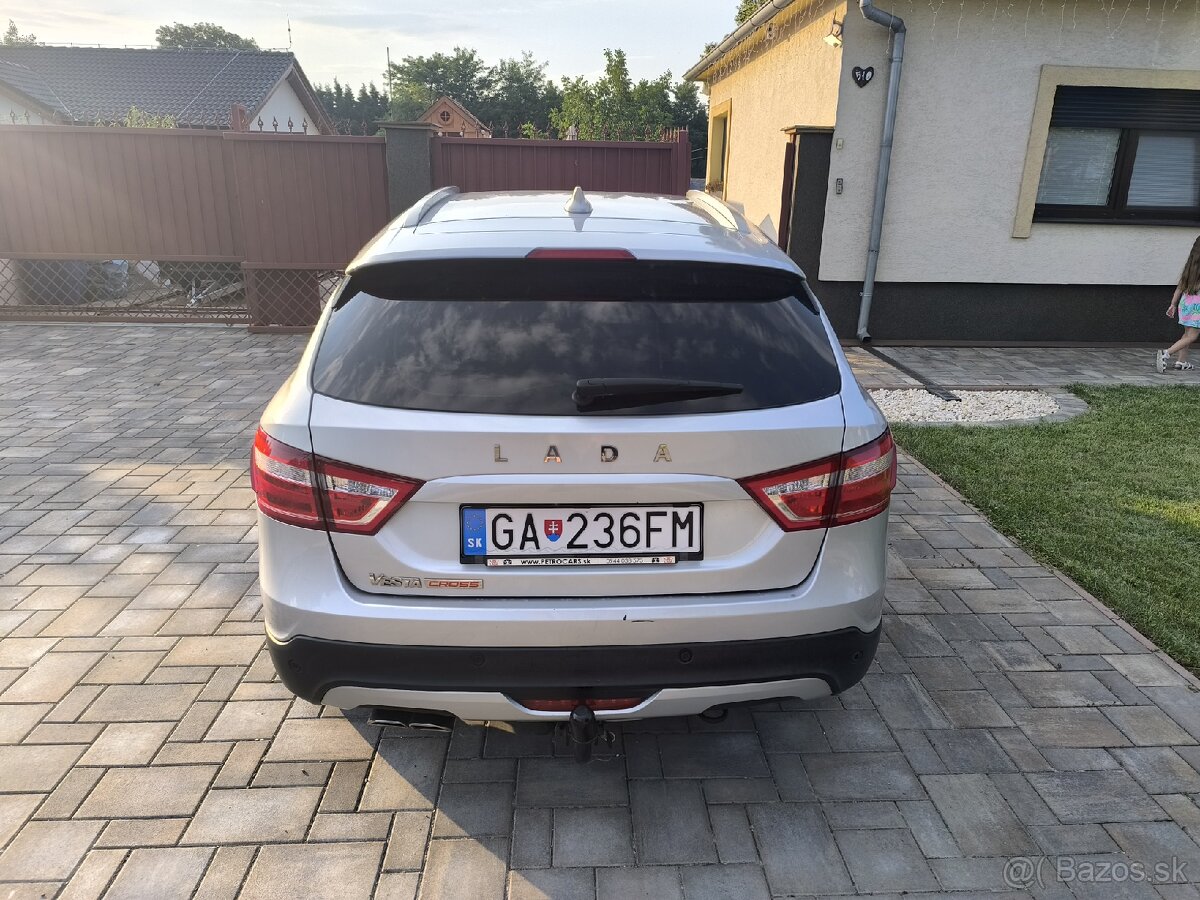 Lada vesta cross