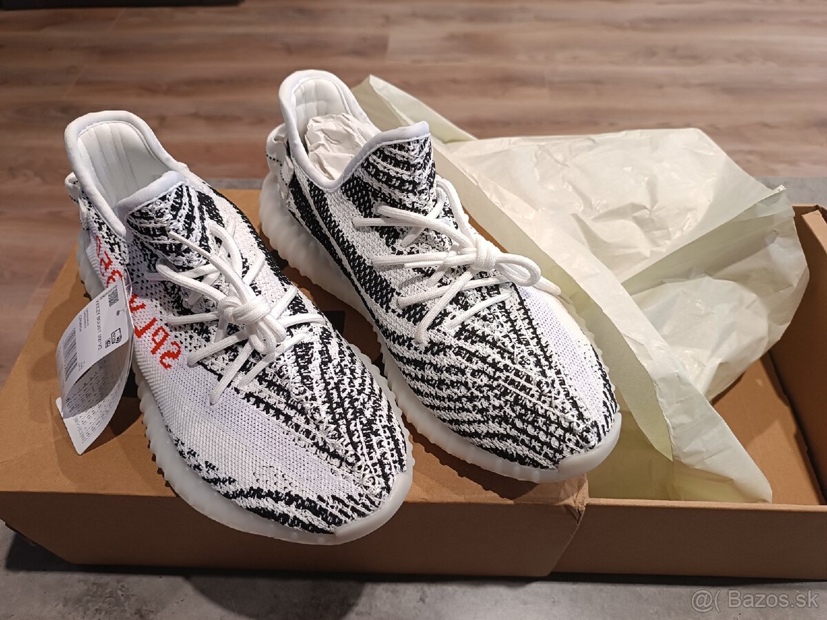 350 V2 Zebra Yeezy Boost 41 1/3