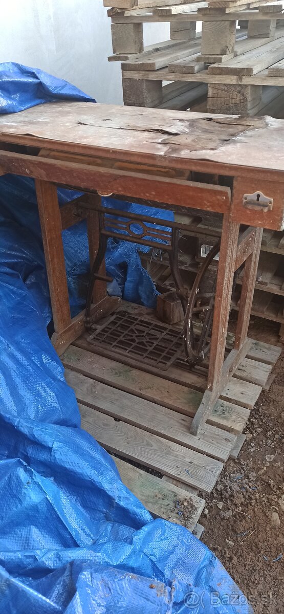 Darujem šijací stroj