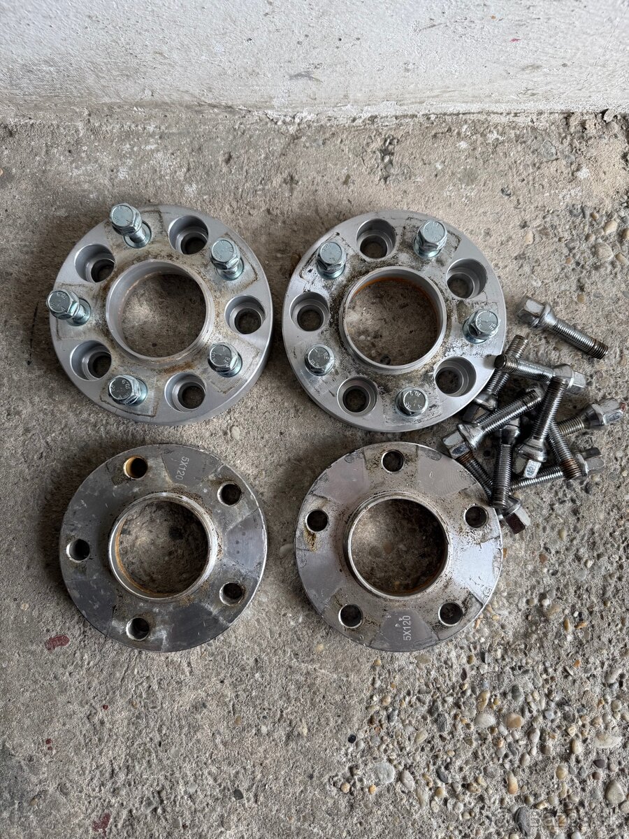 Predam rozširovacie podložky 5x120