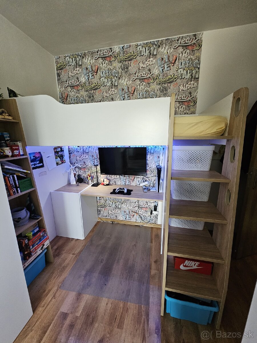 Poschodová posteľ s kancelárskym stolom