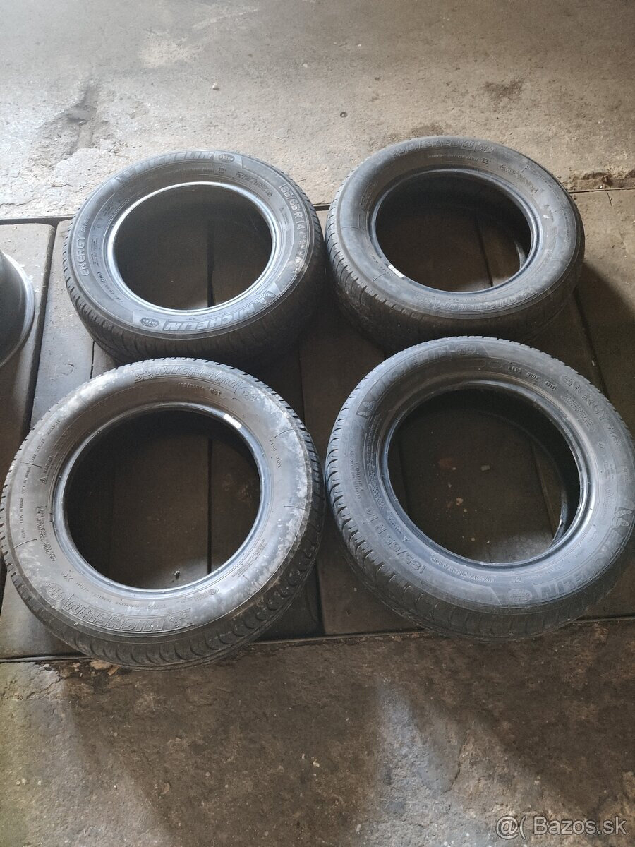 Predam Letne pneu. Michelin 185/65 R14 3-4mm