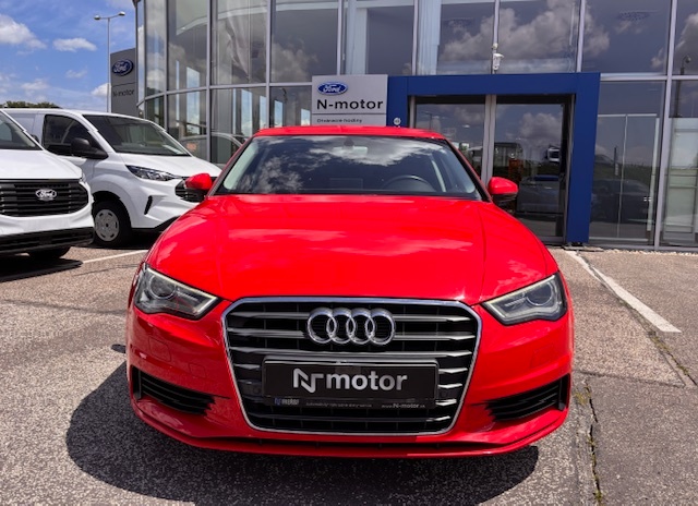 Predám AUDI A3 SDN 1,4 TFSI Attraction S-Tronic rv.2016 SK