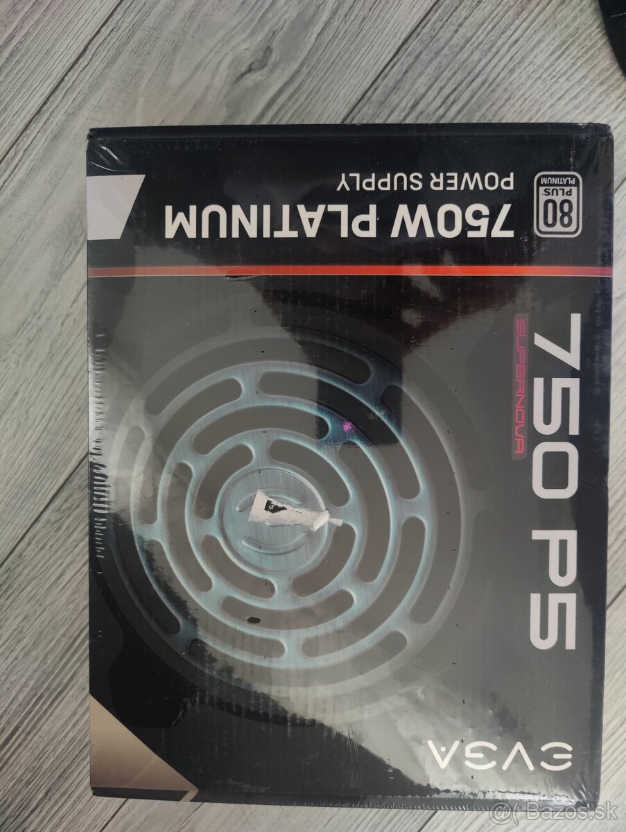 Na predaj: EVGA SuperNOVA 750 P5 – 750W, Plne modulárny, 80+