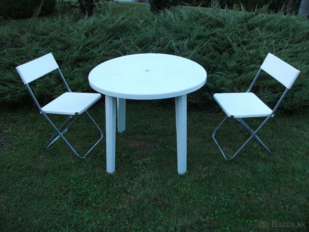 Set-stôl + stoličky.